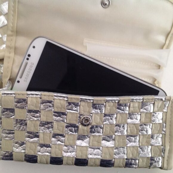 Mally Beauty Tan & Silver Make up Cosmetics Bag / Cell Purse / BRAND NEW - Picture 3 of 3